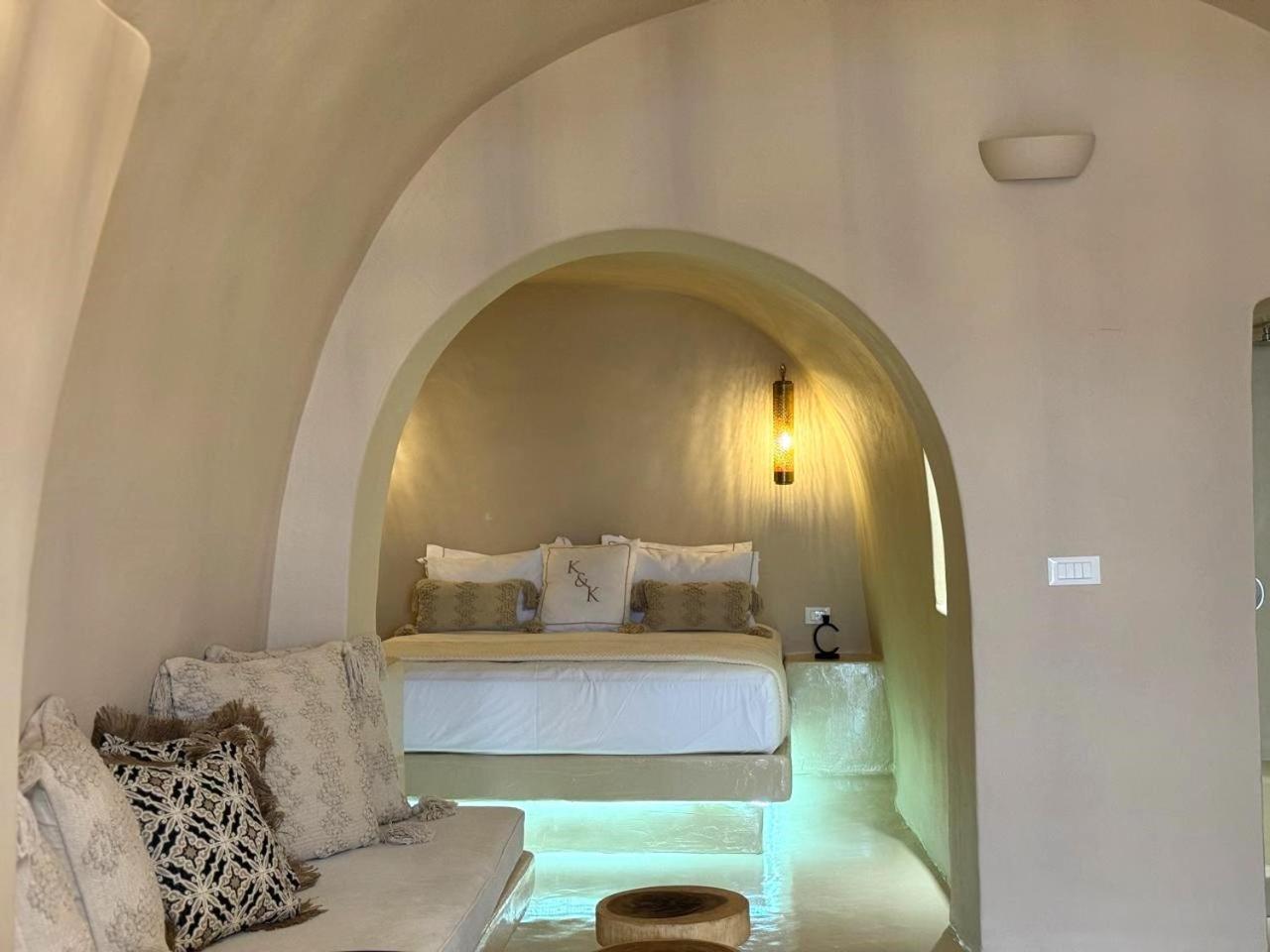 Unique Homes By K&k Oía